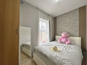 Photo 8- click for photo gallery